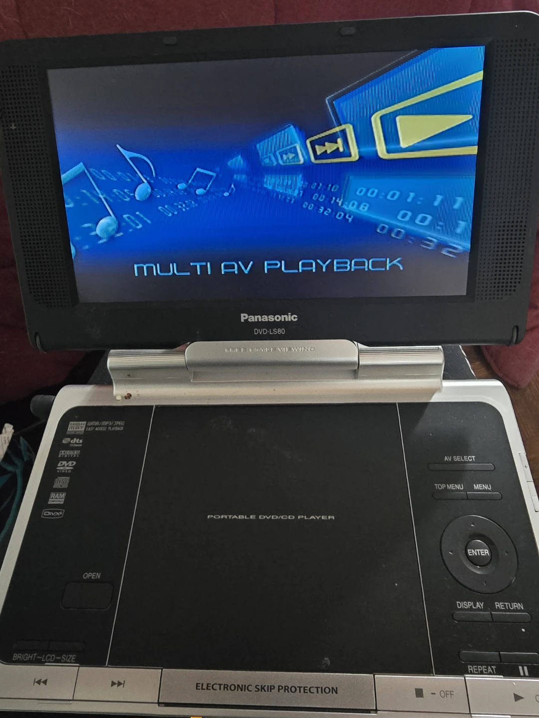 Panasonic DVD-LS80 Portable DVD/CD Player