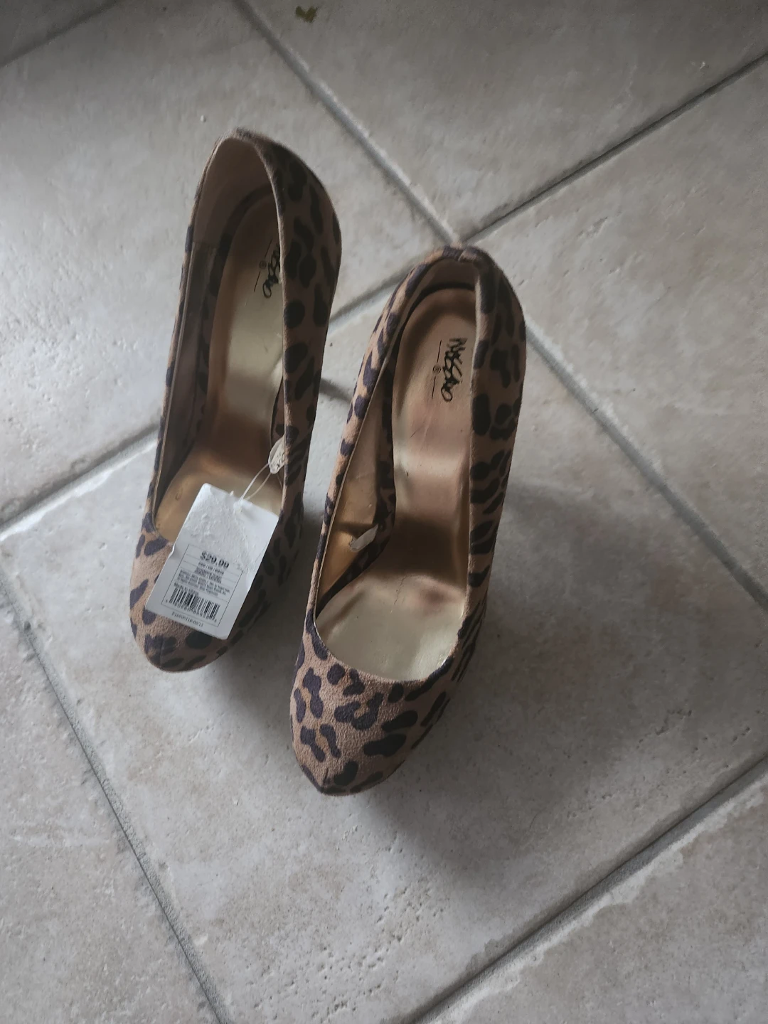 Mossimo Leopard Print High Heel Shoes Size 8