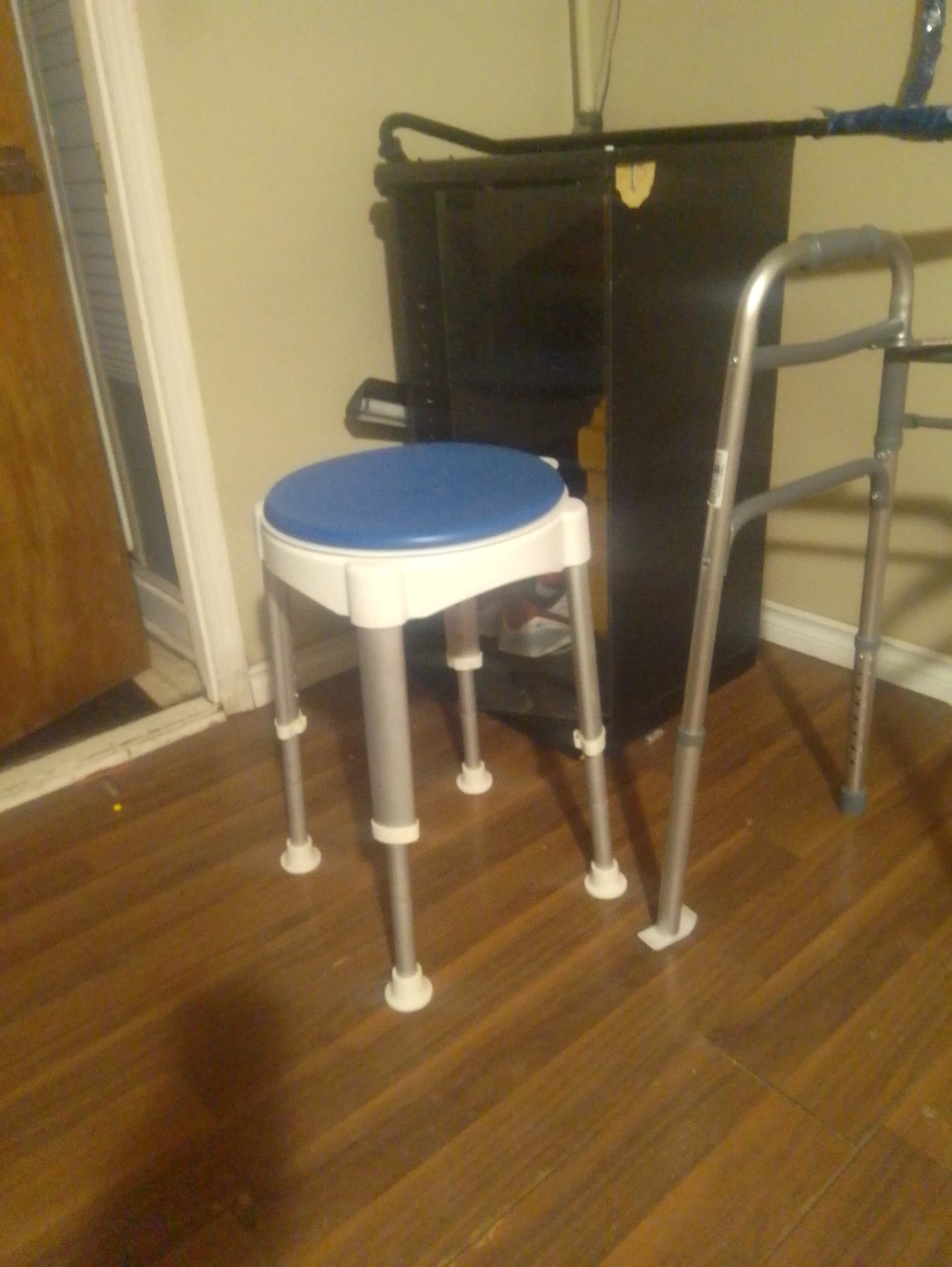 Adjustable Bath Stool with Padded Seat