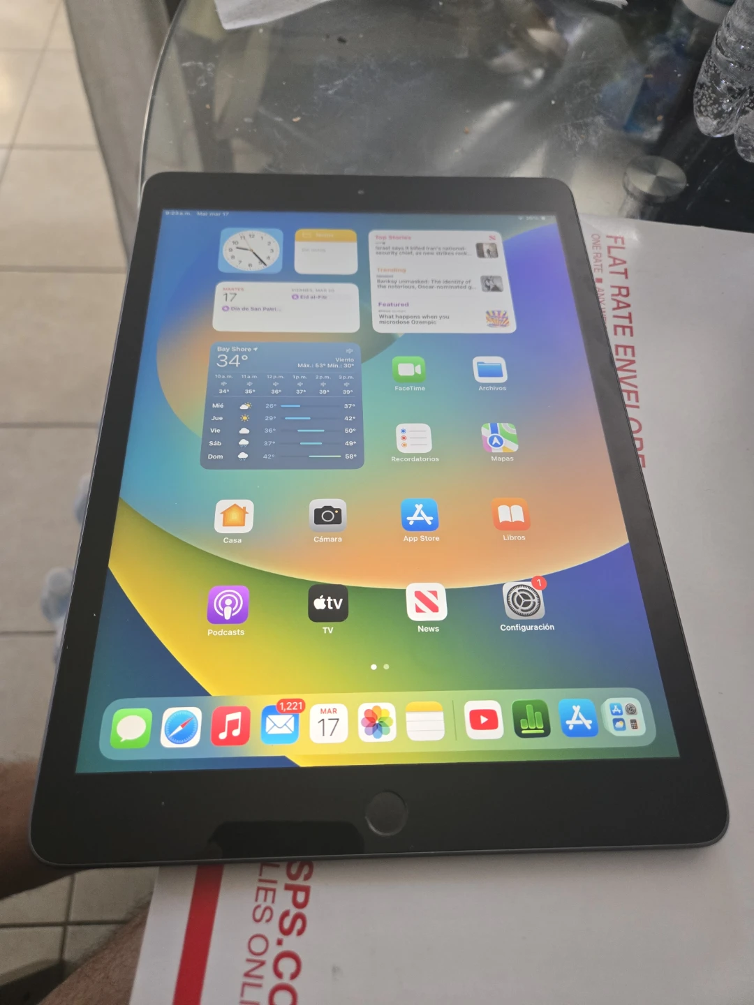 Apple iPad Tablet 7