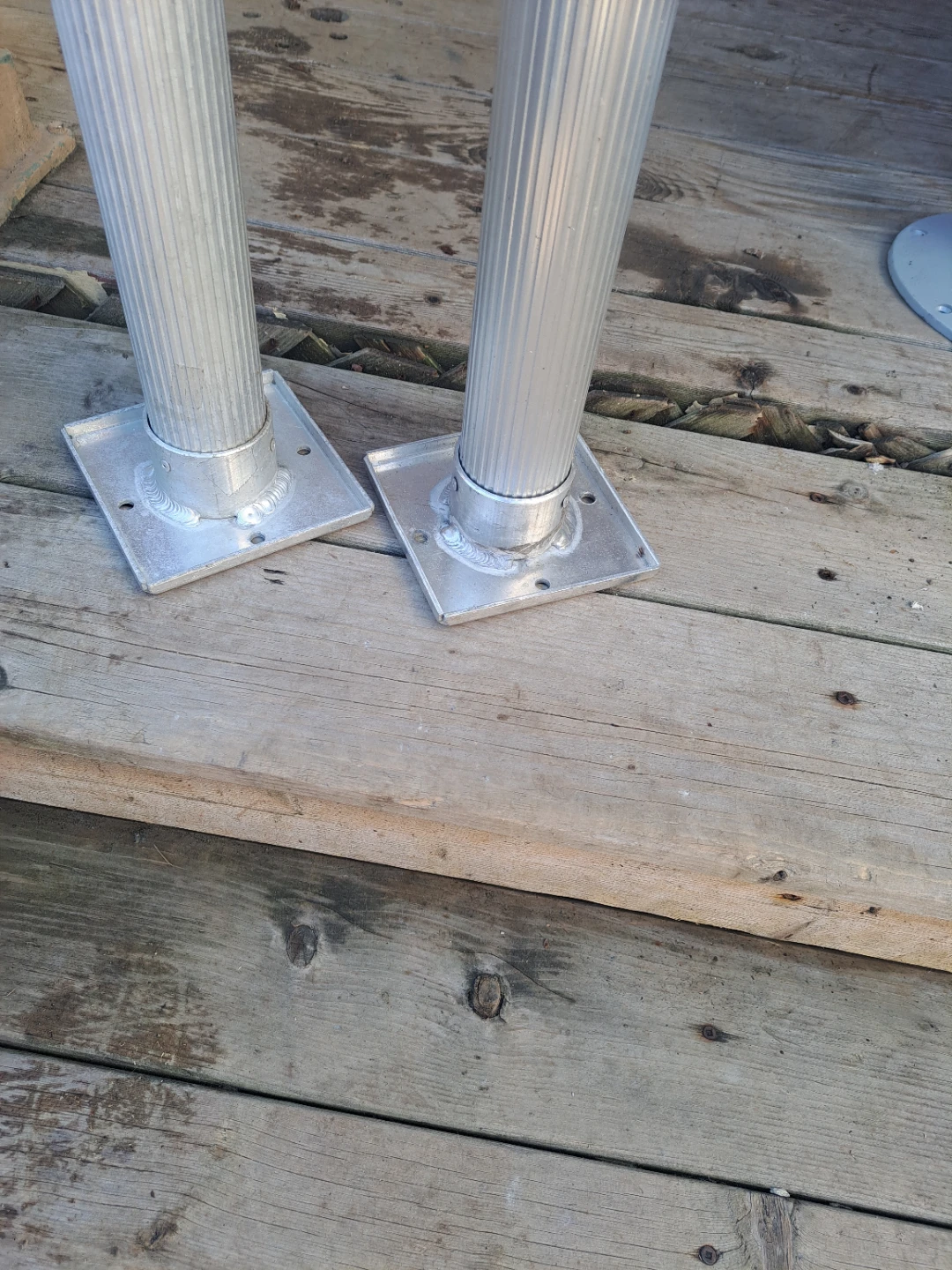 Pair of Silver Aluminum Pedestal Legs - photo 2