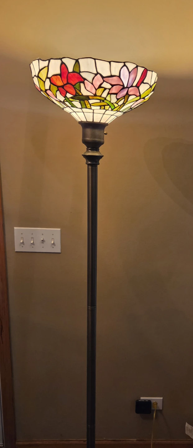 Tiffany Style Floor Lamp with Floral Stained Glass Shade - photo 2