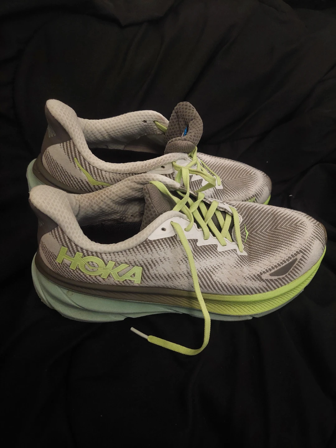 Mens 9.5 Hoka Clifton 9 Running Shoes - photo 4
