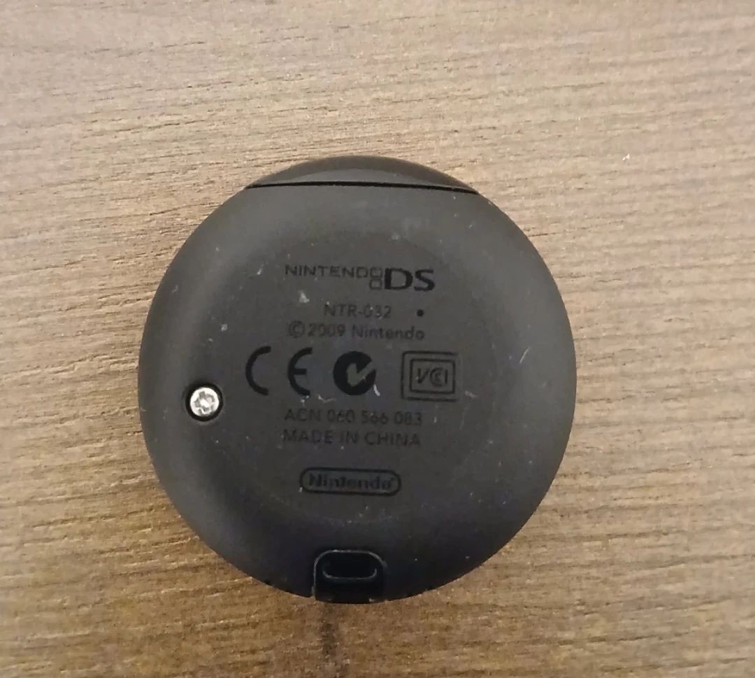 Nintendo DS Pokéwalker - photo 2