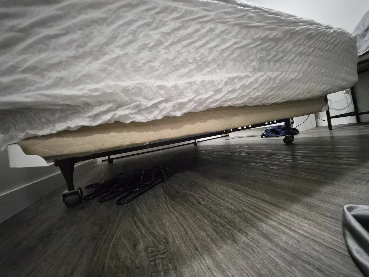 Twin Size Bed Frame with  queen Mattress - photo 2