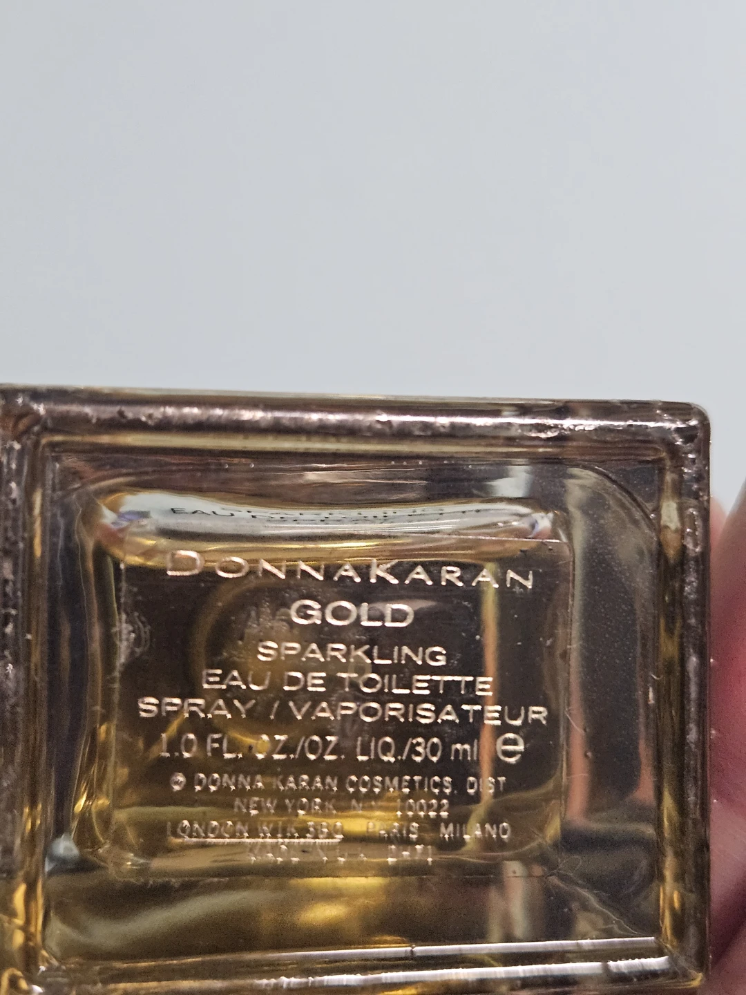 Donna Karan Gold Sparkling Eau de Toilette Spray 1.0 fl oz - photo 3