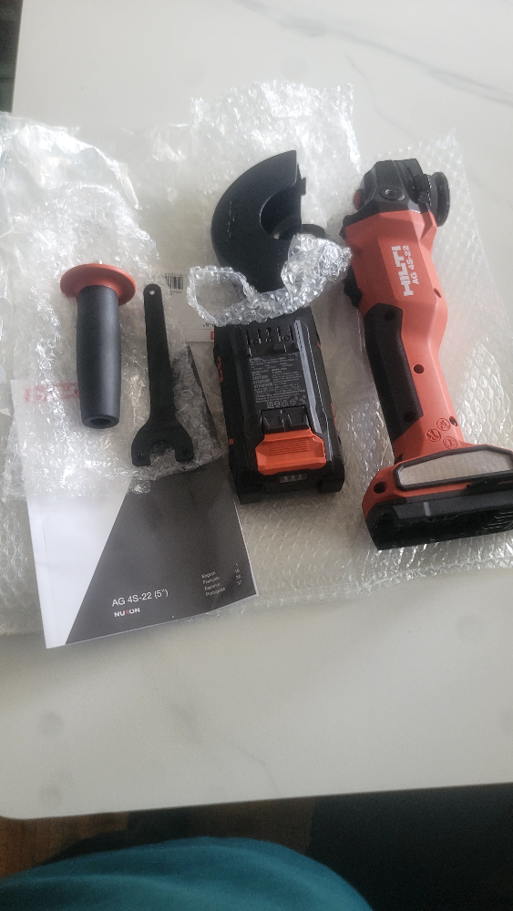 Hilti AG 4S-22 Cordless Angle Grinder (5")