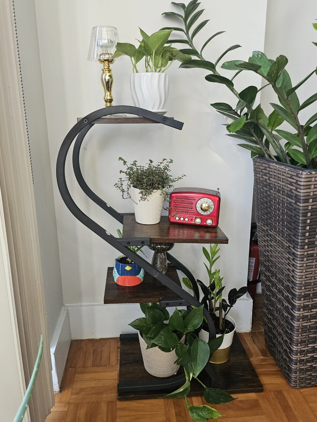 Plant stand - photo 2