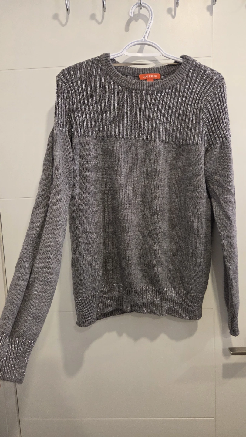 Joe Fresh Women's Grey Knit Sweater L/G