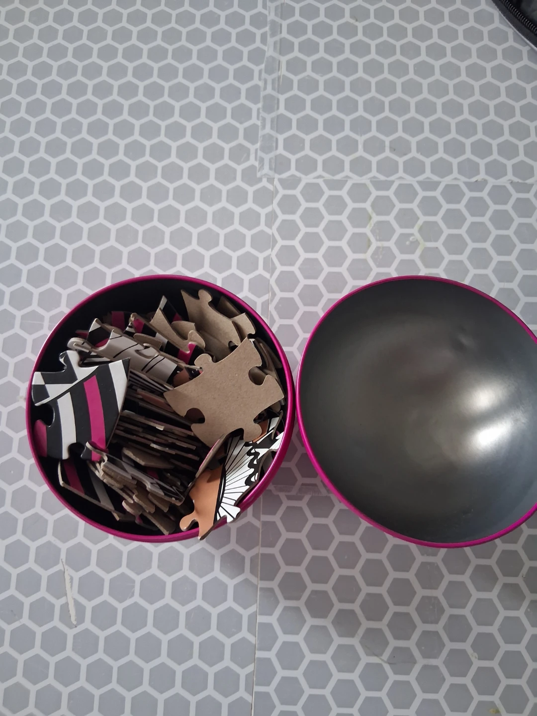 LOL Surprise Puzzle Ball - photo 2