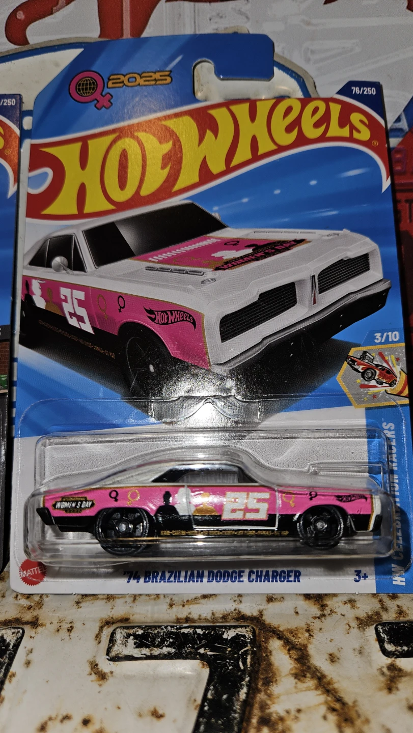 Hot Wheels Cruise Bruiser and '74 Brazilian Dodge Charger Lot - photo 3