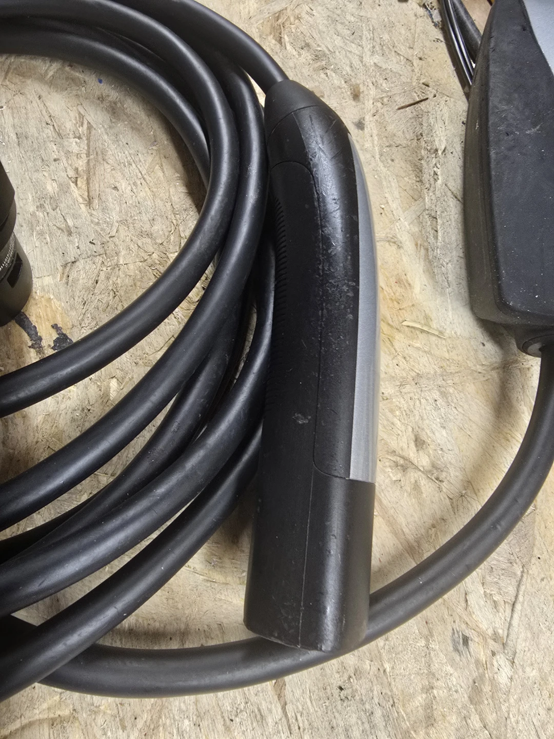 Tesla Universal Mobile Connector, NA - photo 4