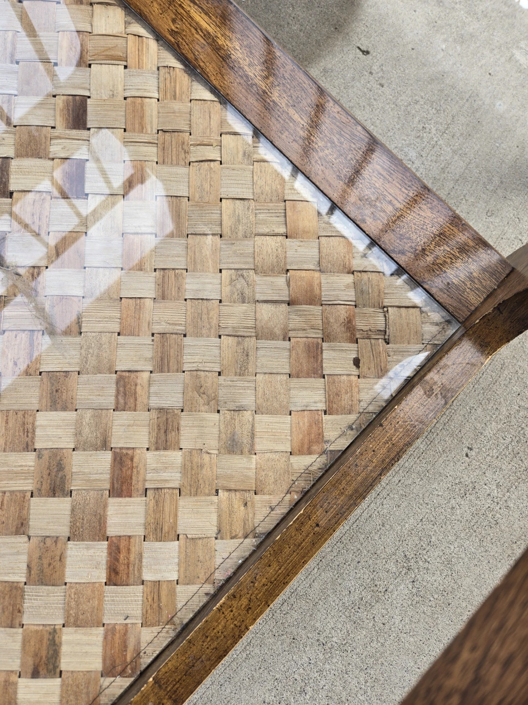 Vintage Coffee Table with Woven Detail - photo 2