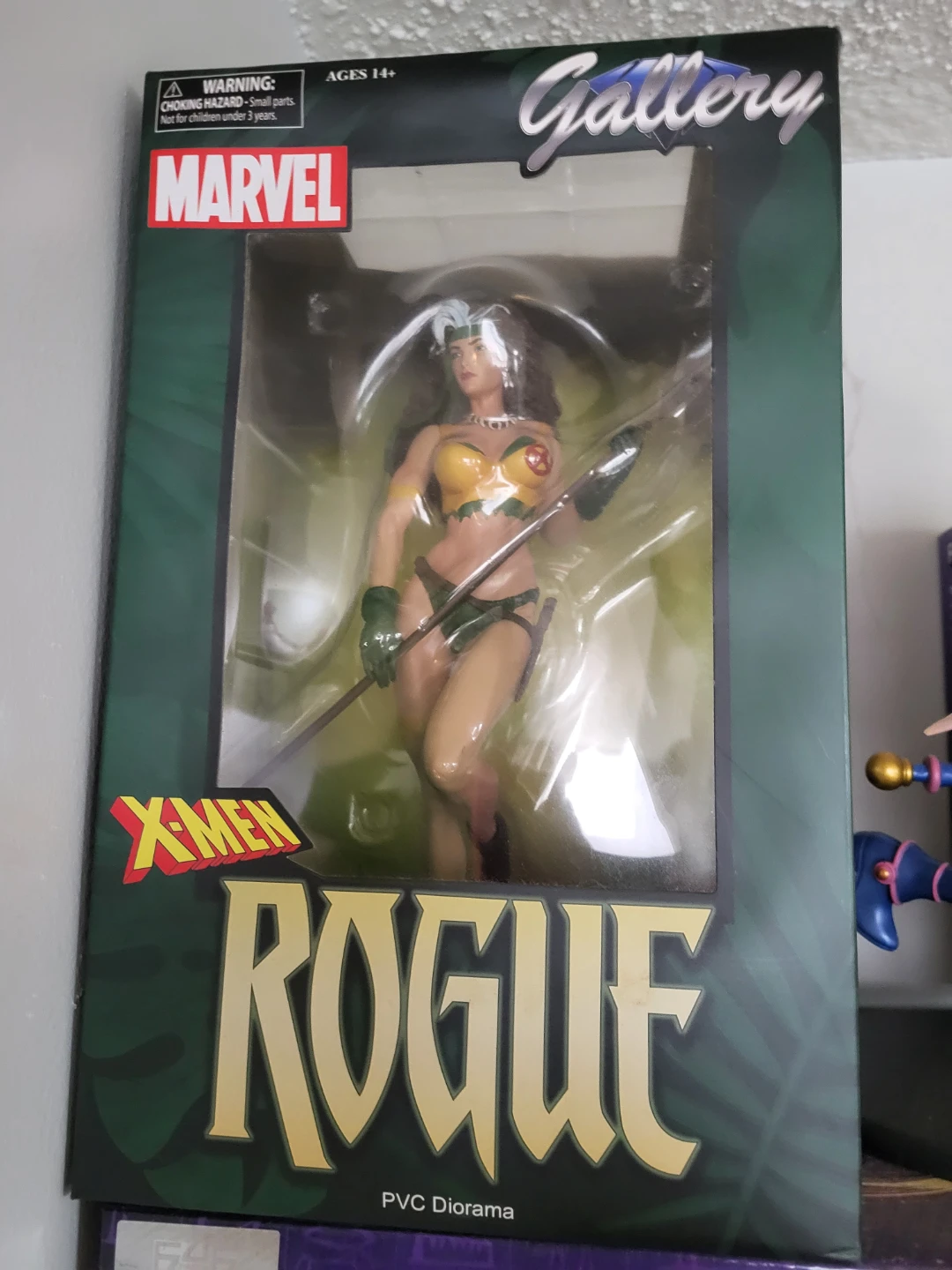 Marvel X-Men Rogue PVC Diorama