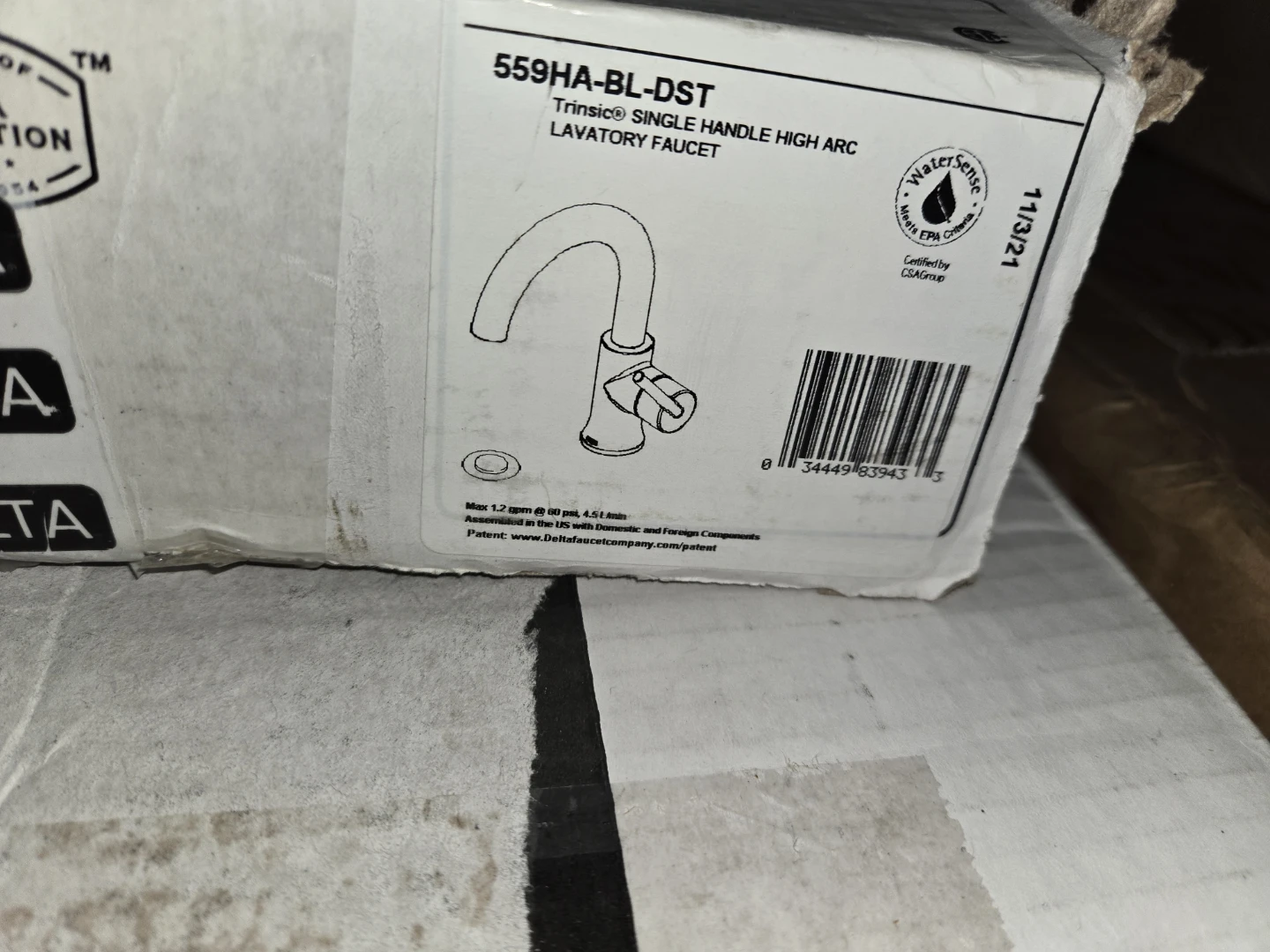 Delta Single Handle High Arc Bathroom Faucet - Matte Black - photo 4