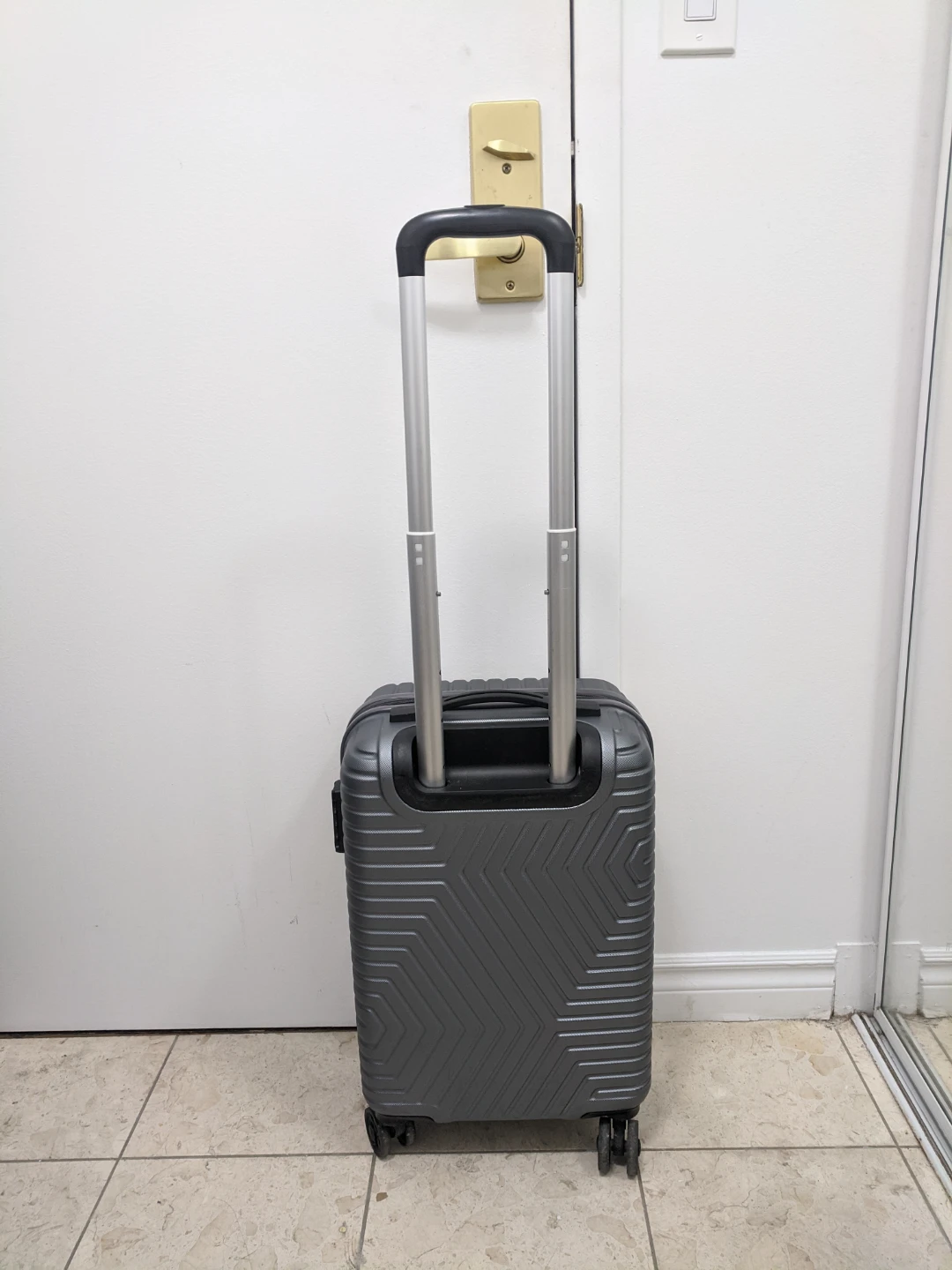 American Tourister Carry-on Suitcase - photo 3