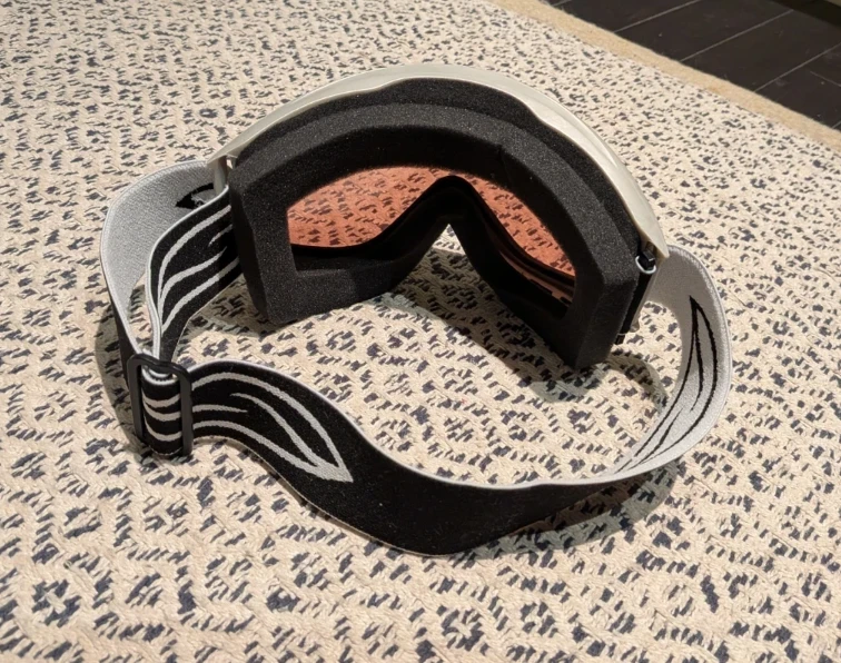 Smith Ski Goggles - photo 2