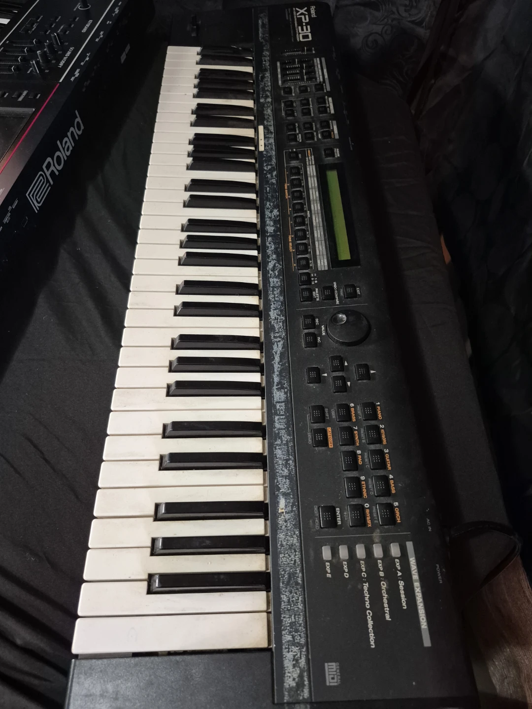 Roland XP-30 64-Voice Expandable Synthesizer - photo 2