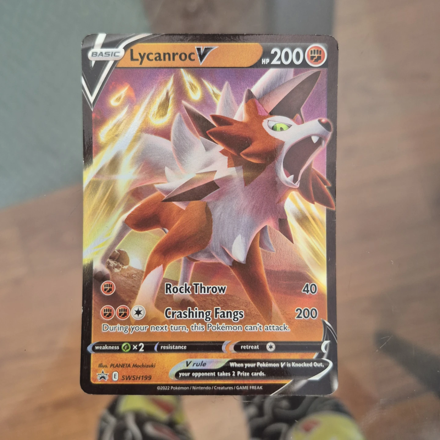 Pokémon Lycanroc V Trading Card