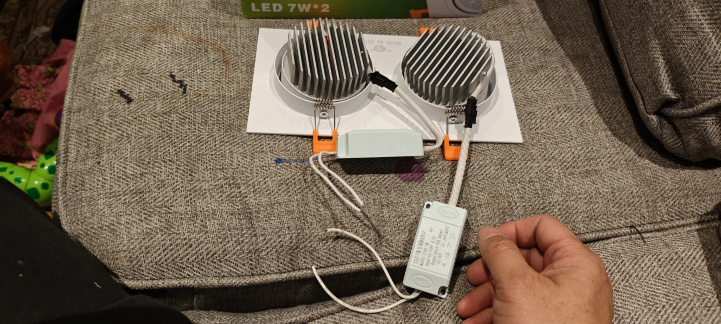 LED Ceiling Lamp Dimmable 7W*2 $15/1 box or $40/3 boxes - photo 3