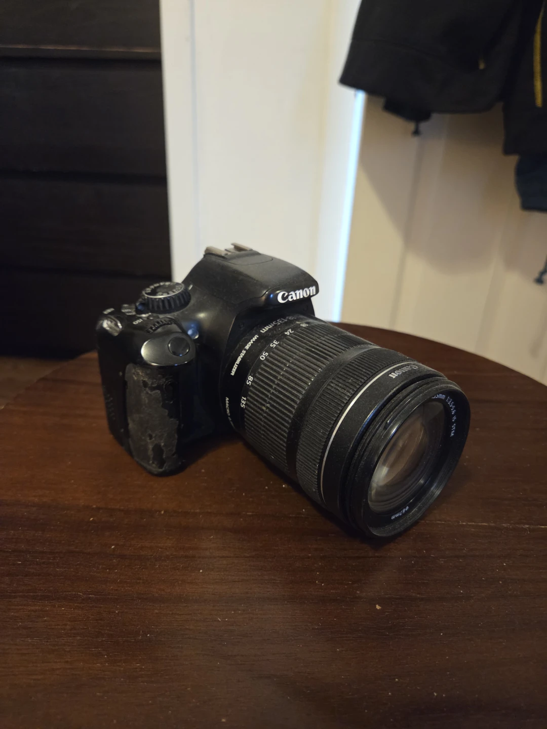 Canon EOS 550D DSLR Camera with 18-55mm Lens