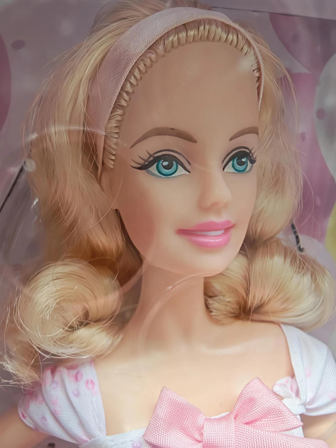 Limited edition Barbie Collector 2016 Birthday Wishes Doll - photo 2