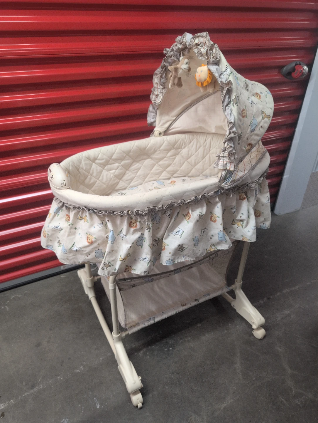 Baby Bassinet with Canopy and Mobile