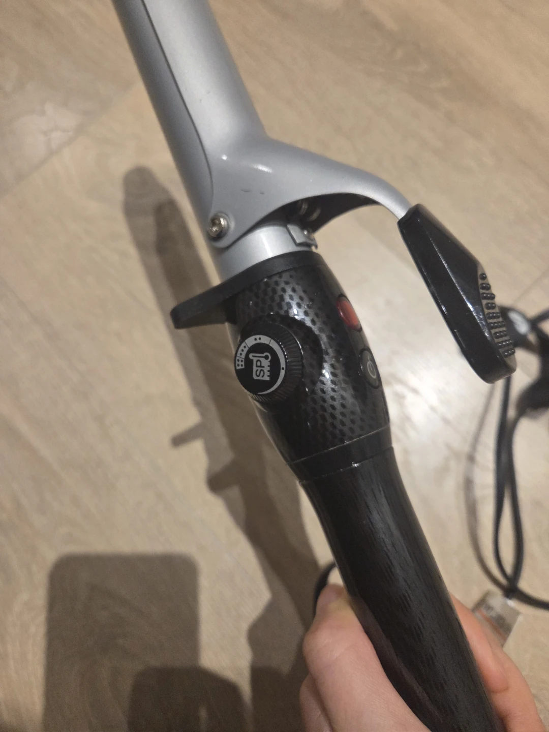 T3 Twirl Curling Iron - photo 2