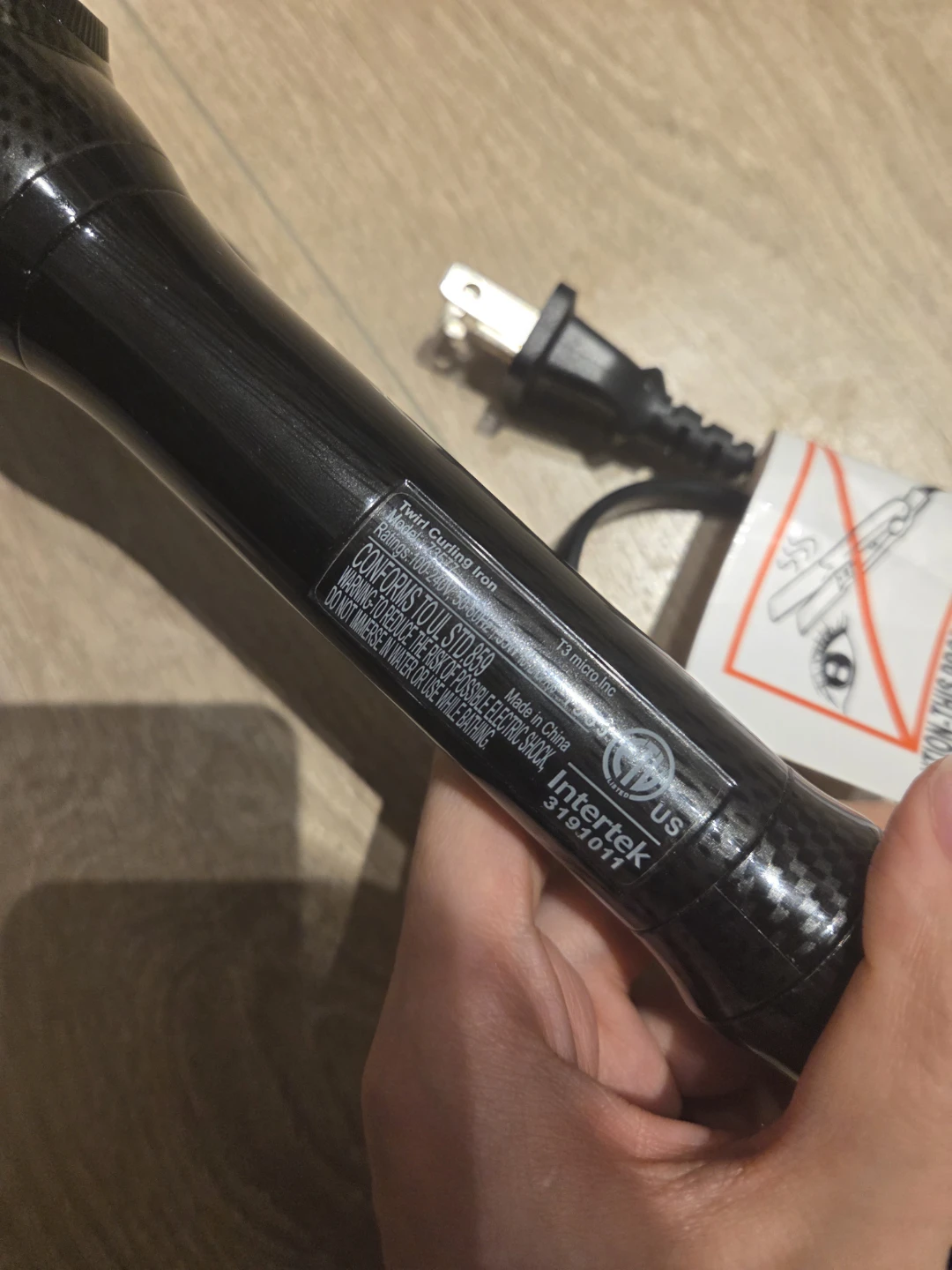 T3 Twirl Curling Iron - photo 3