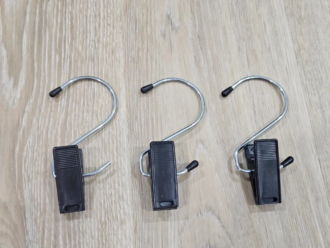 Set of 3 Black Clip Hangers