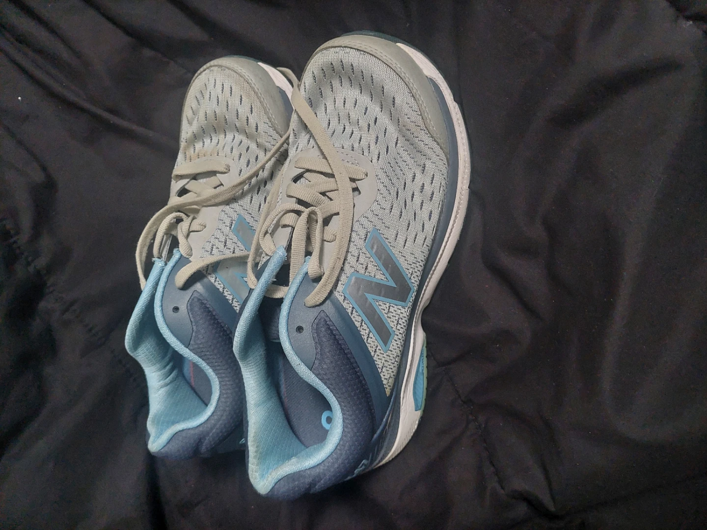 Mens New Balance Shoes 8.5 - photo 2