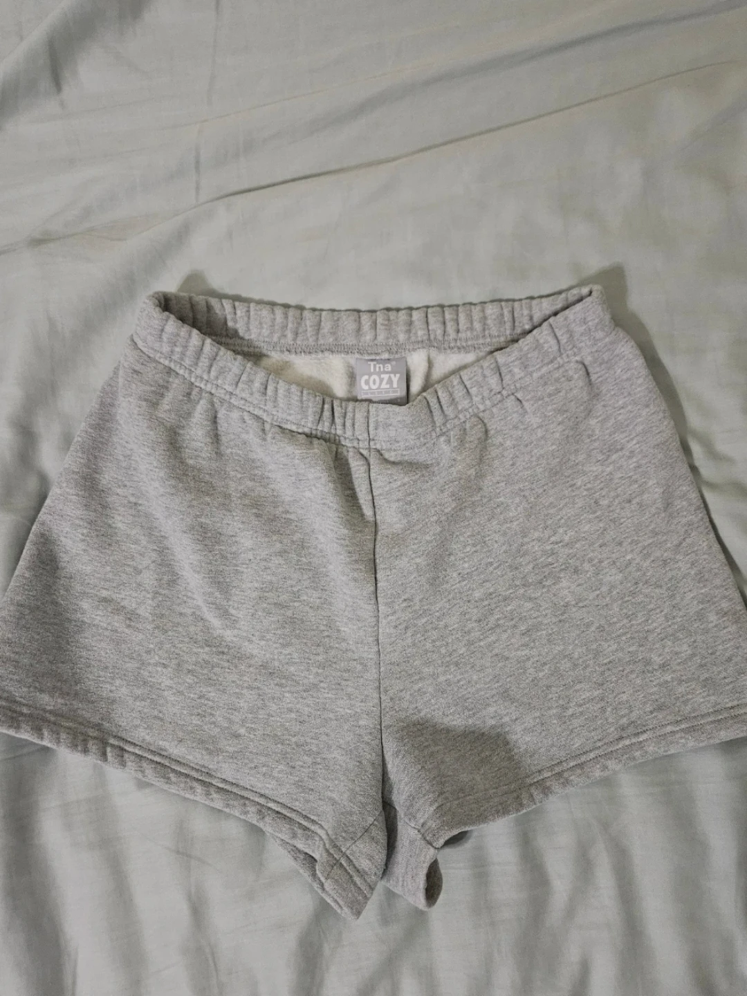 ARITZIA Cozy Sweatfleece Boyfriend Lo-Rise Mini Short - photo 2