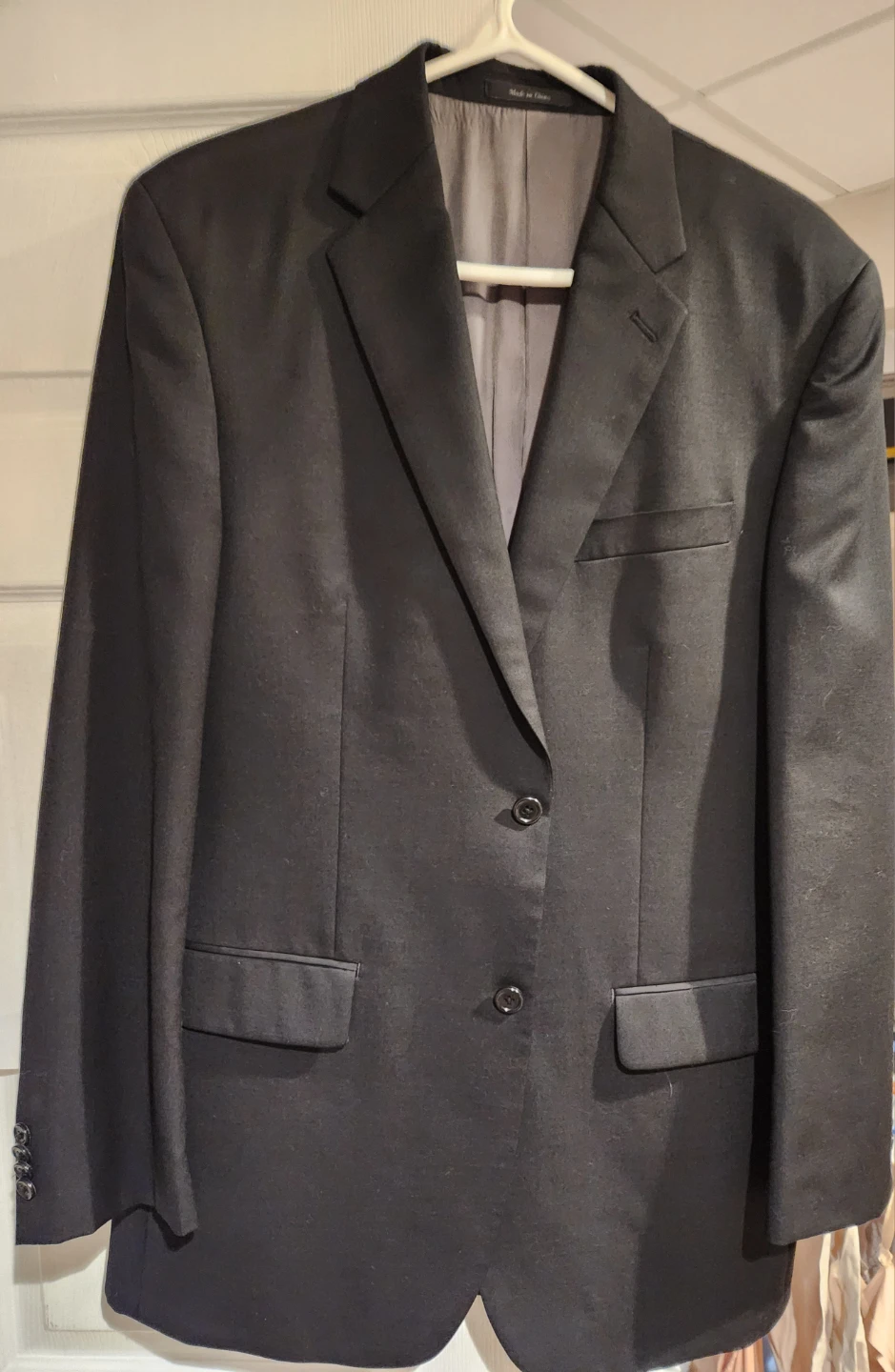 Men's Suit Jacket and Pants