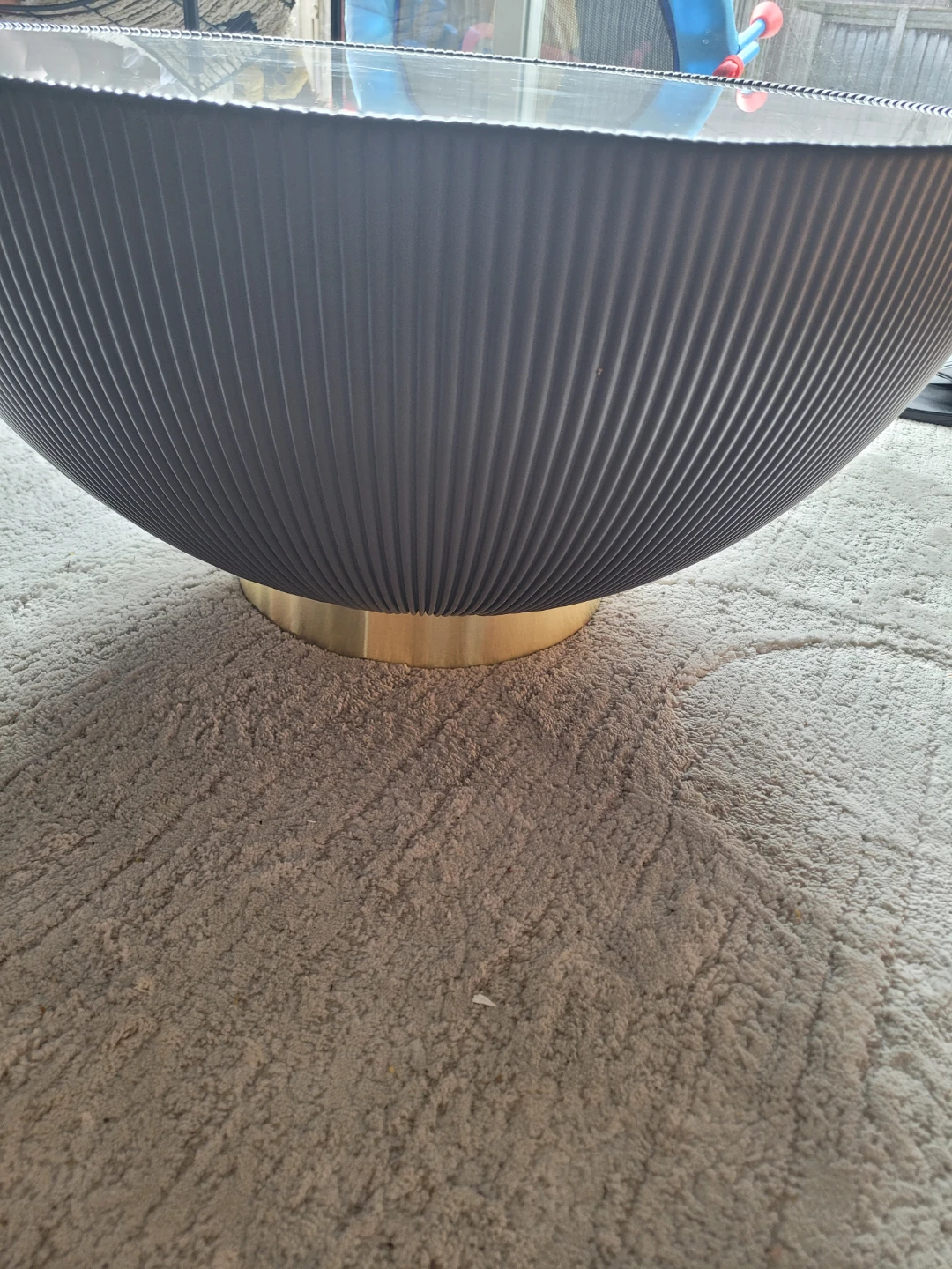 Round Coffee Table with Faux Marble Top - photo 5