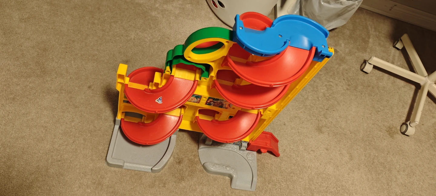 Fisher-Price Little People Wheelies Spiral Tower