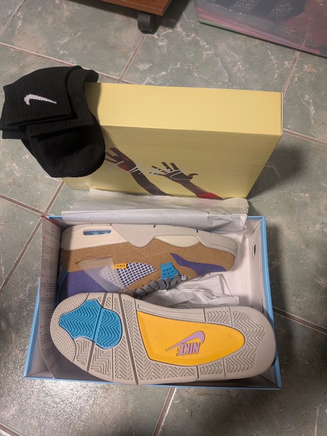 Nike Air Jordan 4 Retro Union