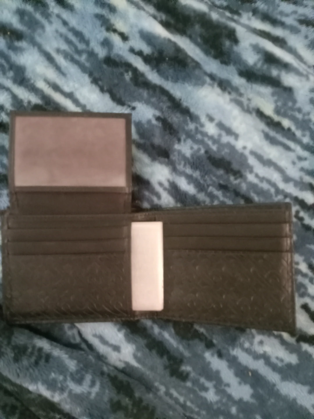 Guess Bifold Wallet - photo 2