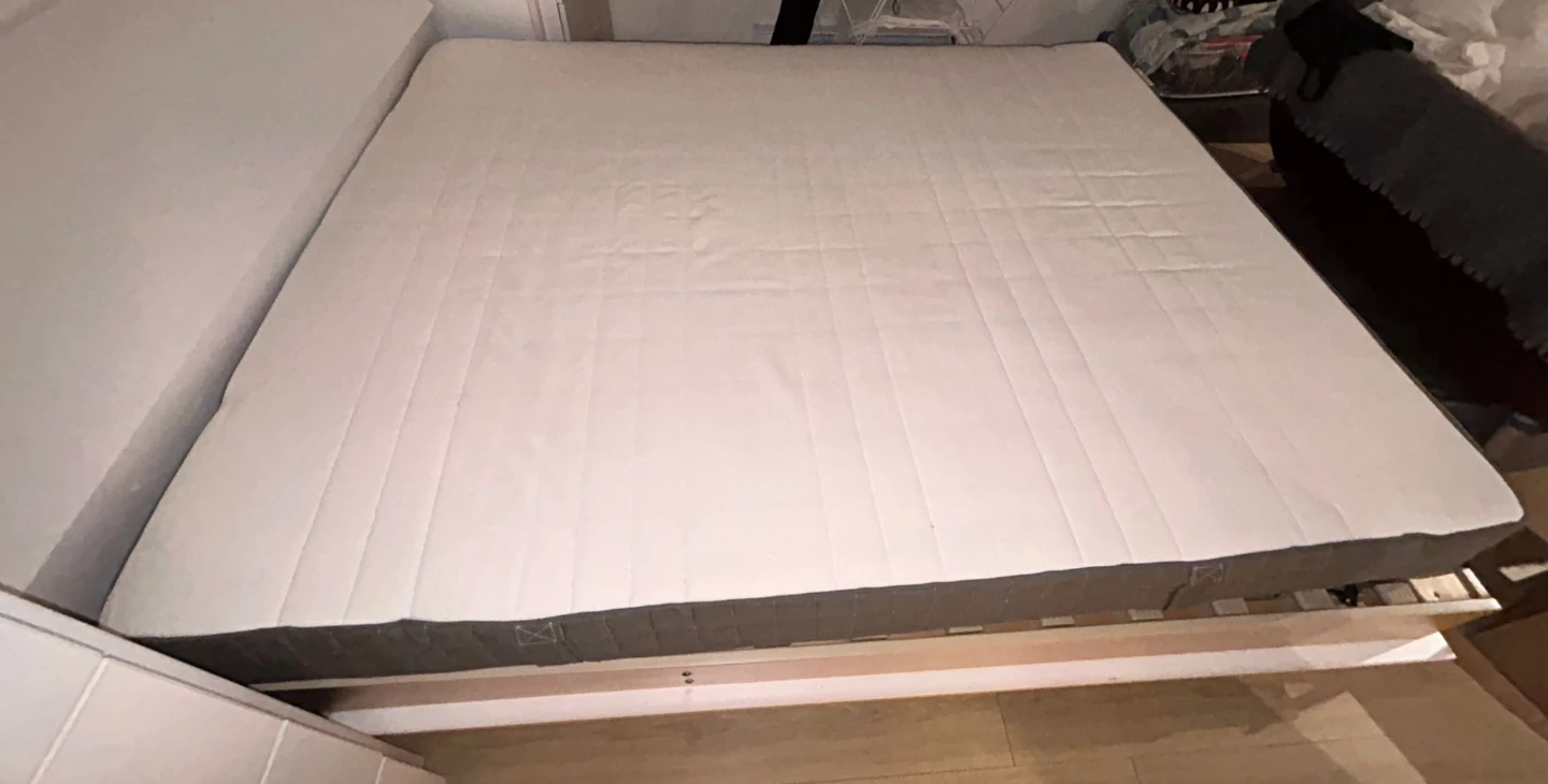 FOR FREE-- IKEA MORGEDAL Queen size Mattress - photo 4