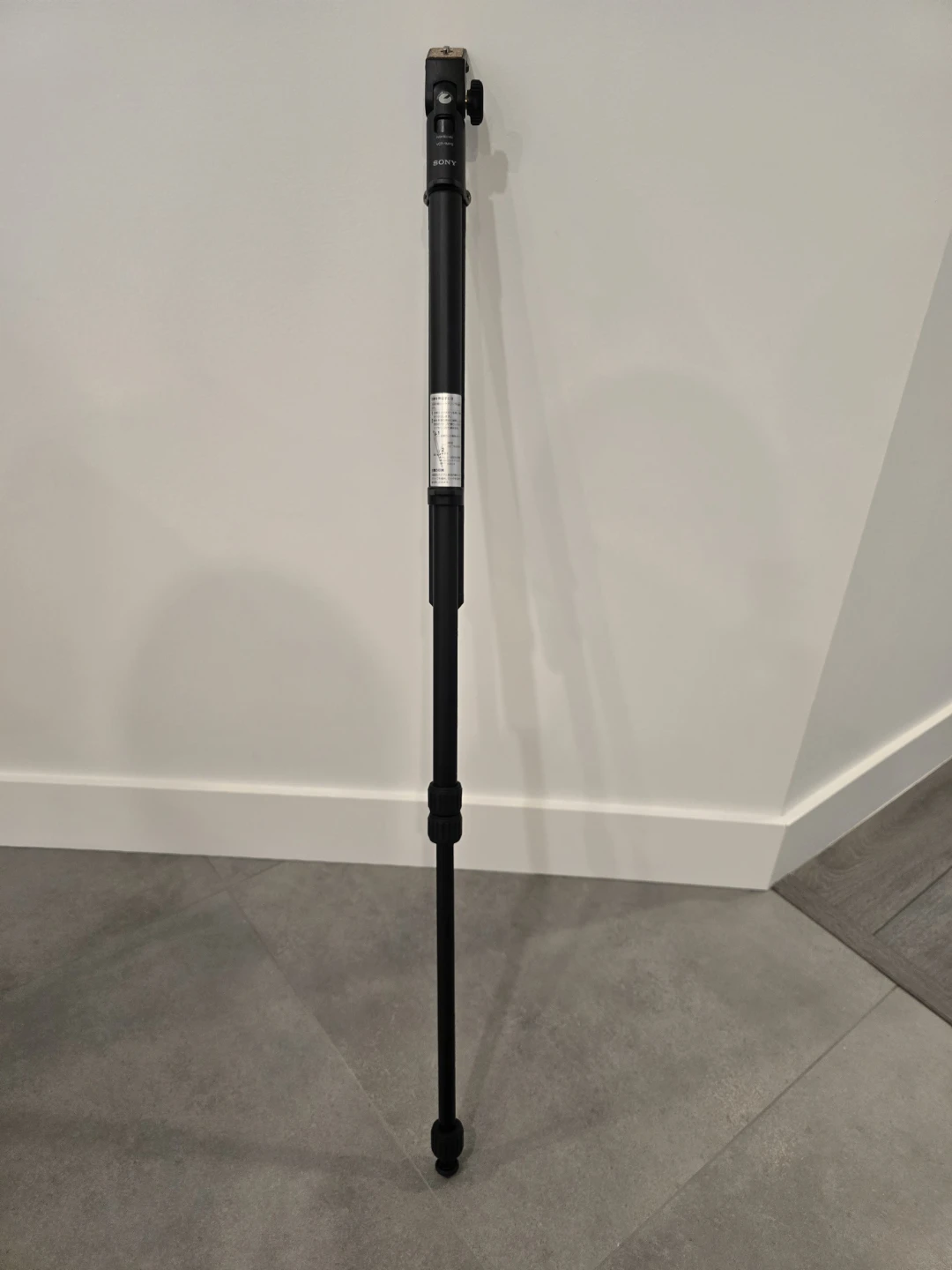 Sony VCT-1MPS 2-in-1 Monopod & Mini Tripod Stand - photo 4