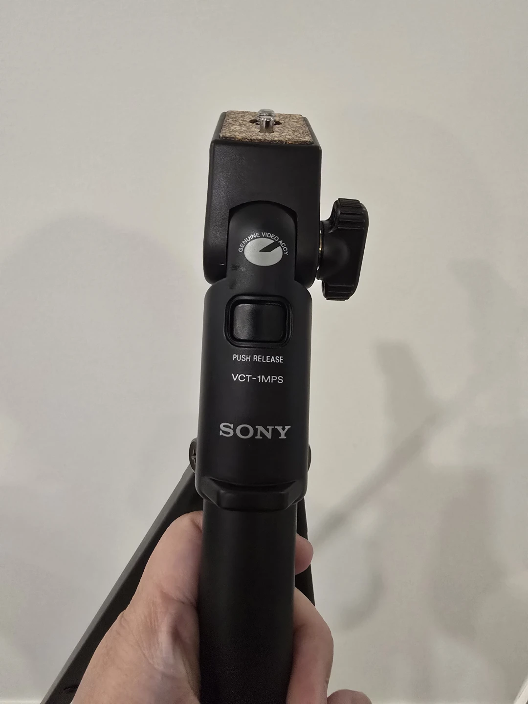 Sony VCT-1MPS 2-in-1 Monopod & Mini Tripod Stand - photo 5