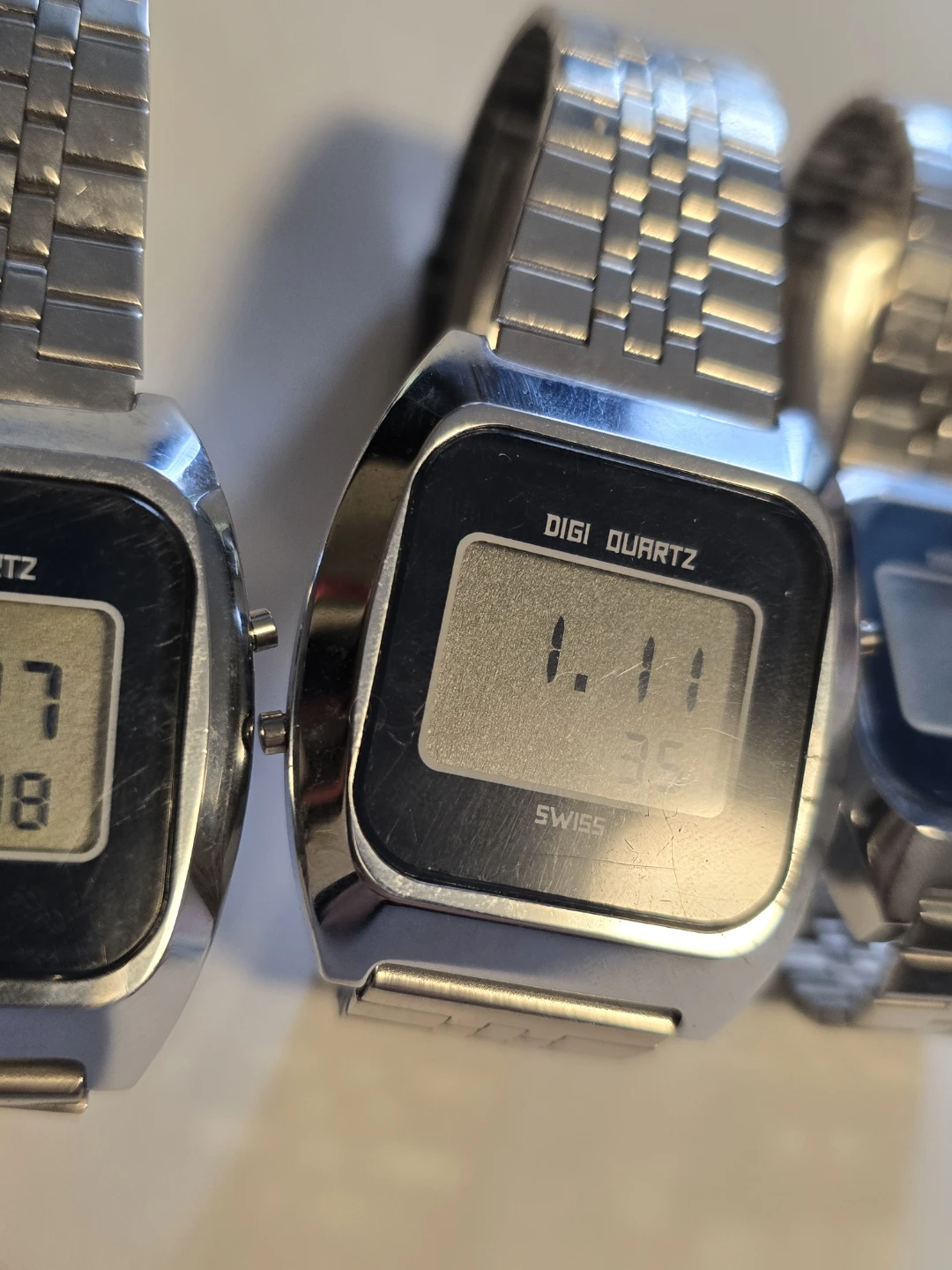 Lot of 3 LCD Digital Watches - photo 3