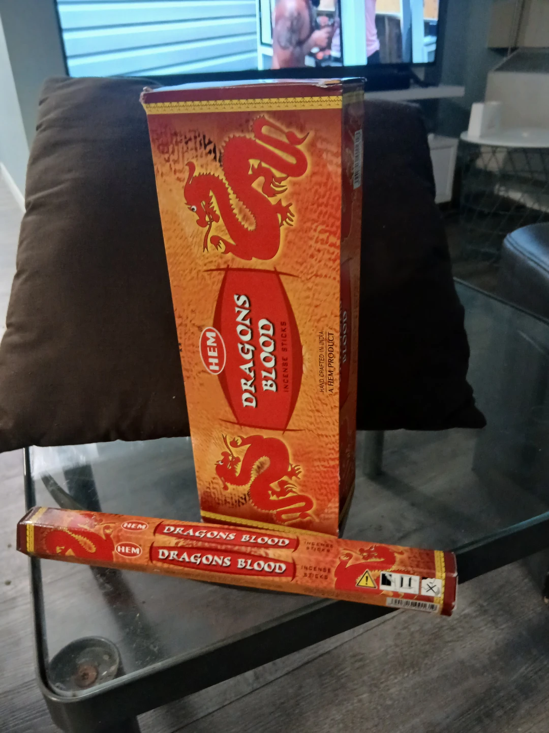 HEM Dragons Blood Incense Sticks