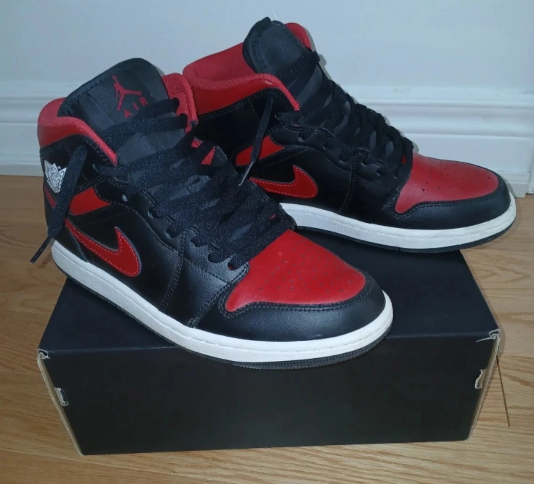 Air Jordan 1 Mid Bred Twist Size 9 Men - photo 2