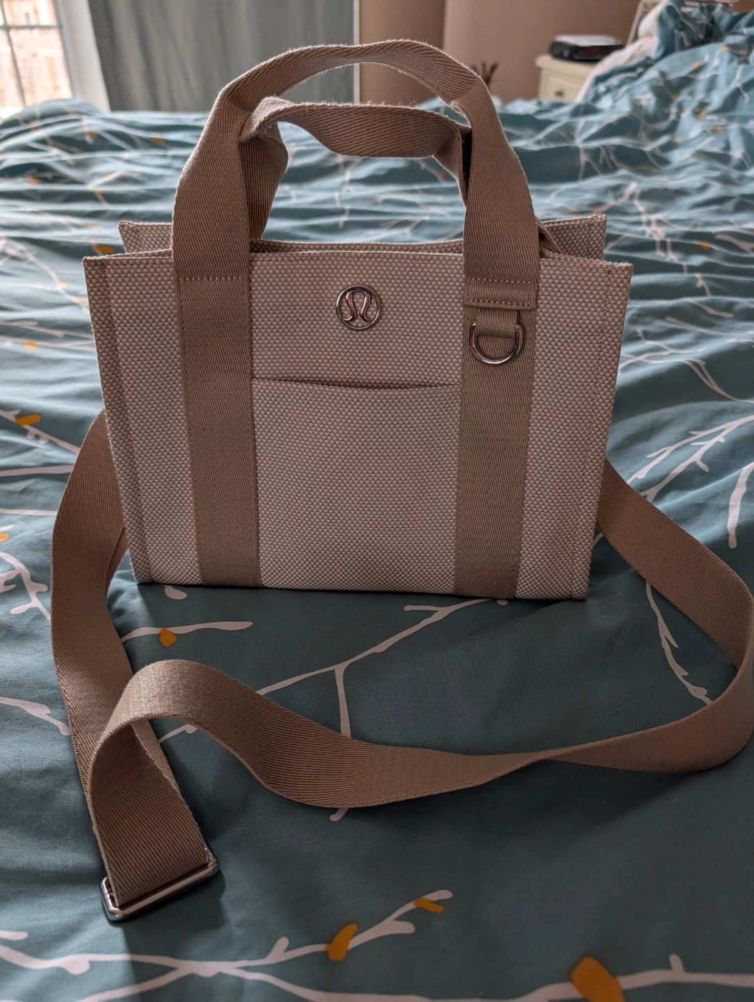 Lululemon Canvas Mini Tote Bag 4.5L. 🥕