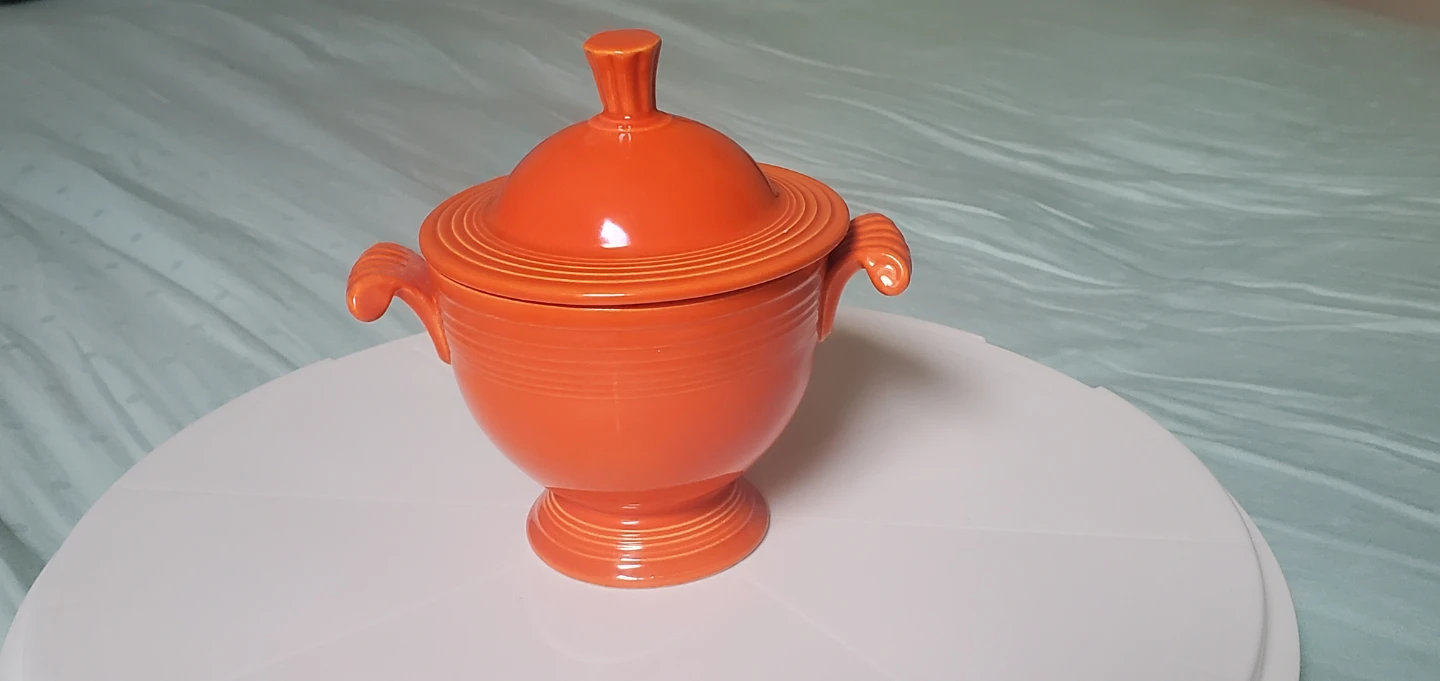 Fiestaware "radio active red" Sugar Bowl with Lid