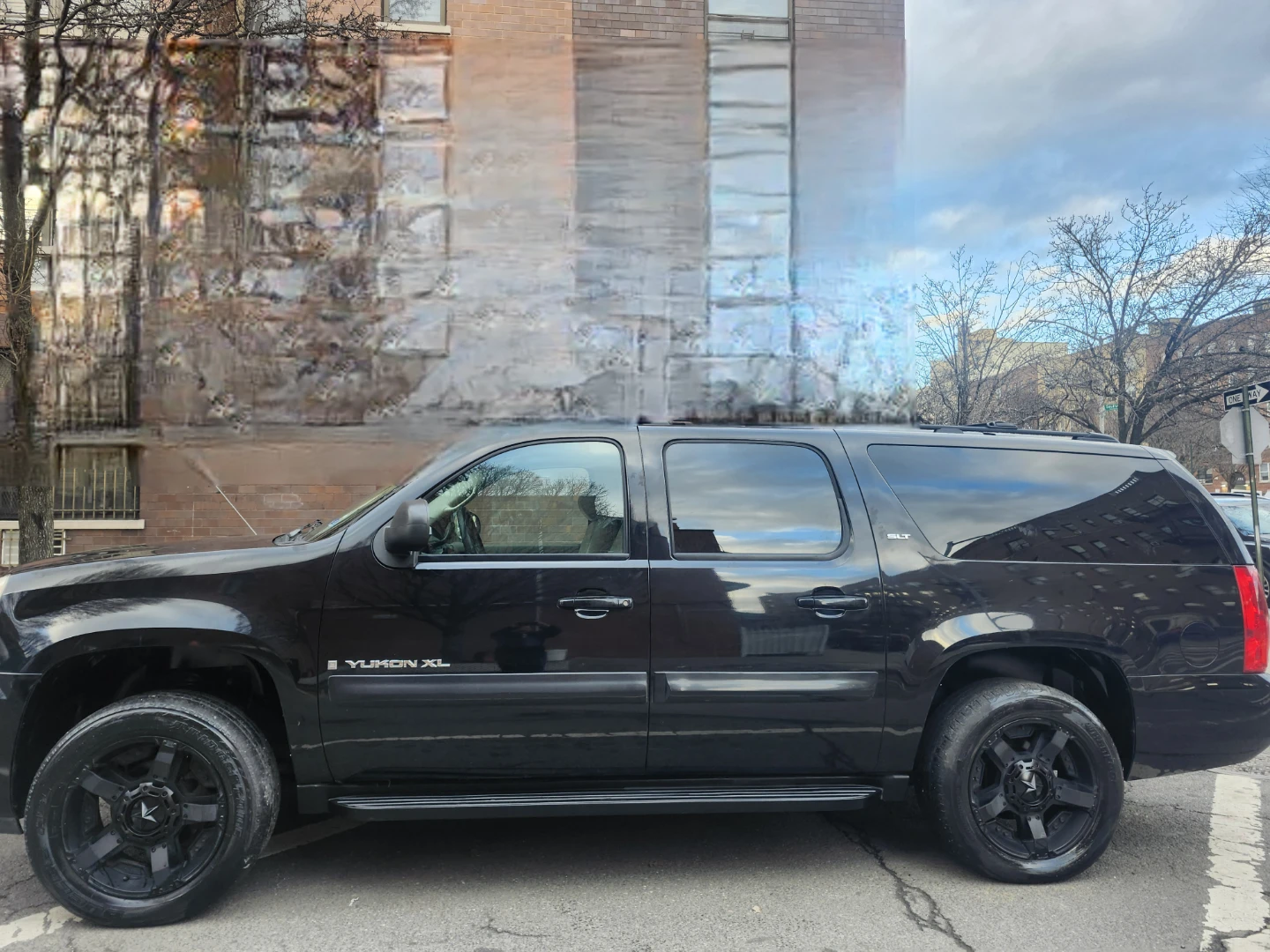 2008 GMC YUKON XL - photo 3