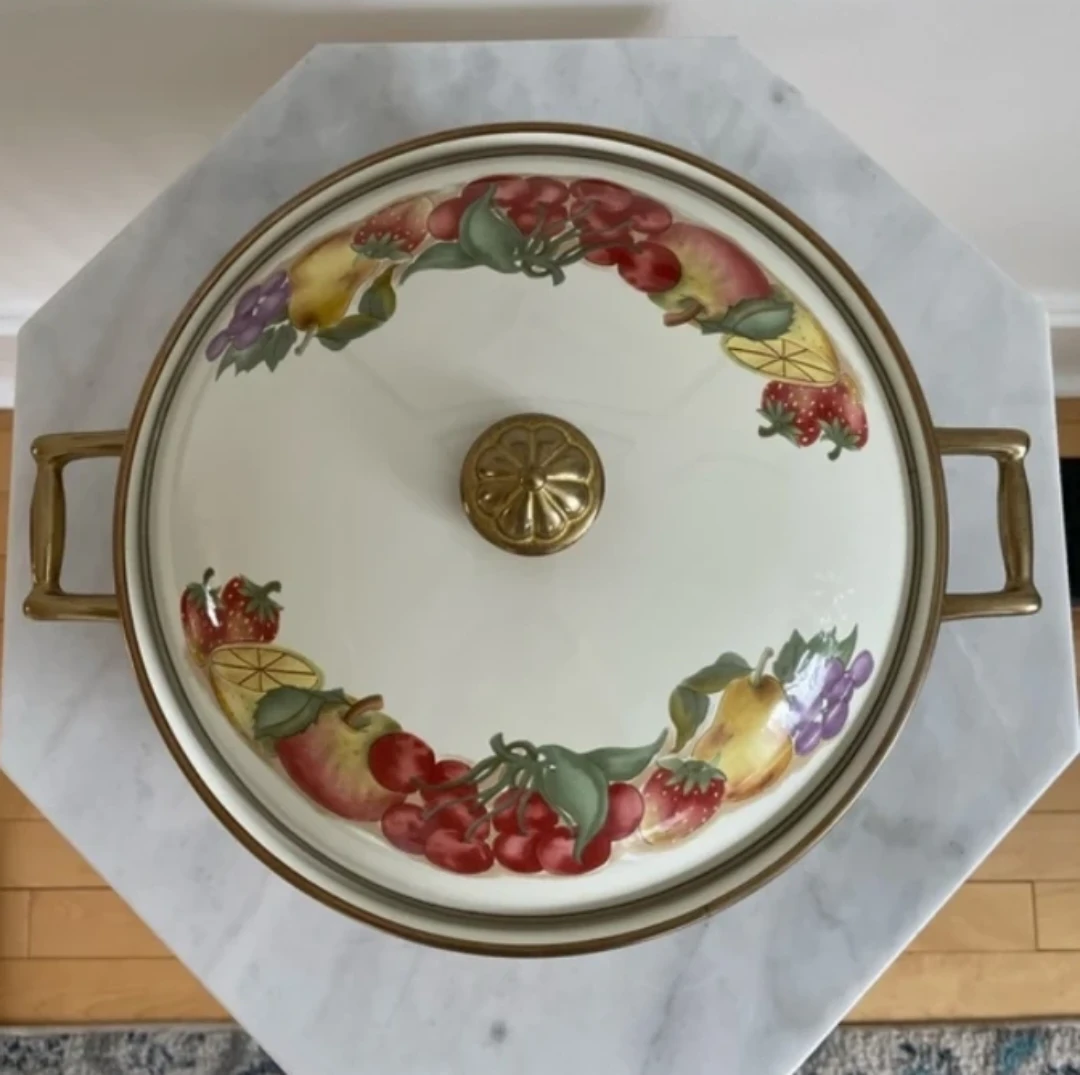 Vintage 1970's Enamel on Steel & Copper Dutch Oven - photo 2