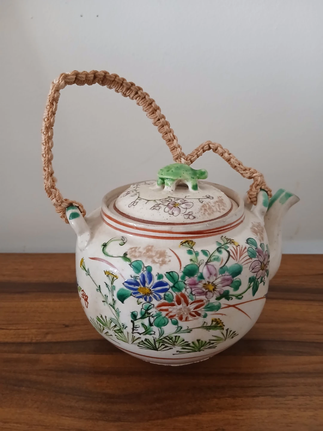 Antique Japanese Satsuma Teapot - photo 5