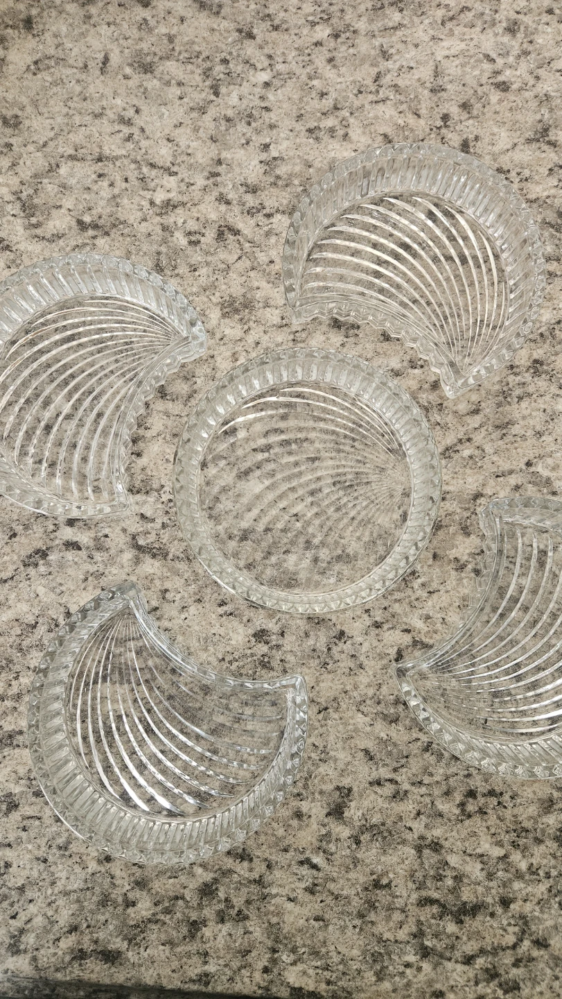 Circleware Trellis 5-Piece Glass Divided Dish Set - photo 2