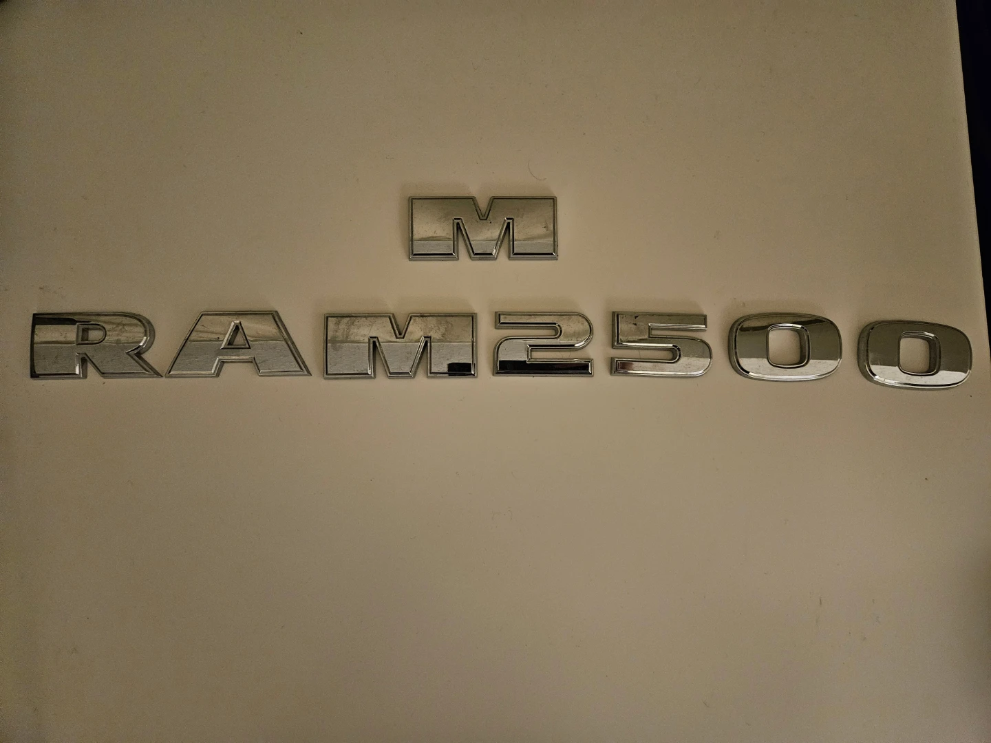Ram 2500 Emblem